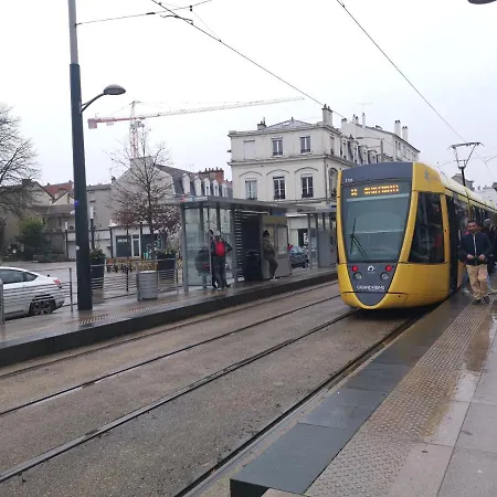 Landouzy 44 דירה